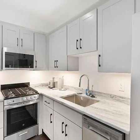 Room With Private Bathroom And Shared Kitchen Londres Extérieur photo